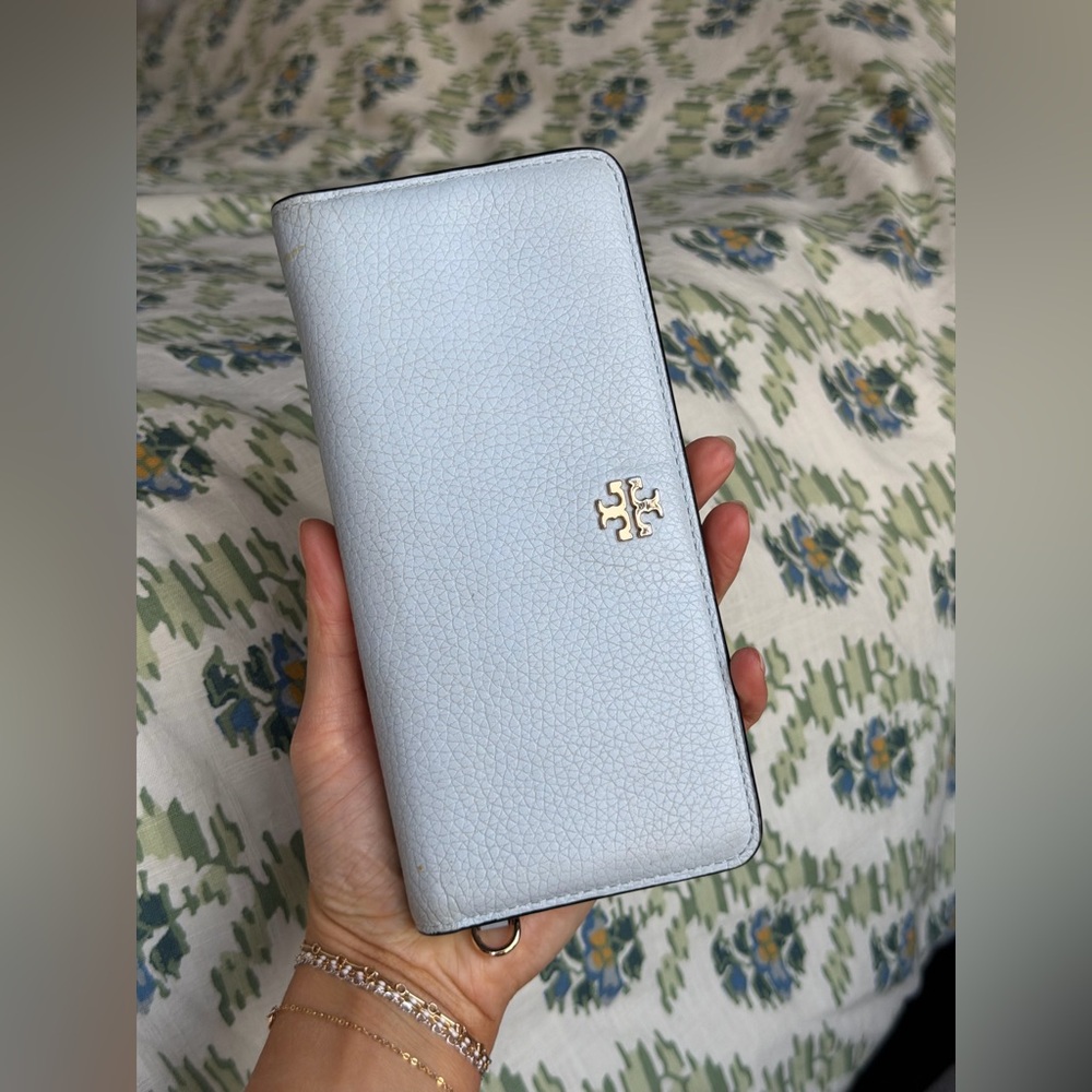 Tory Burch Pale Blue Pebbled Leather Wallet